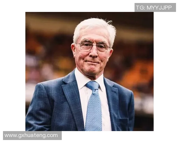 伯恩茅与西汉姆激战正酣谁能在英超赛场上笑到最后